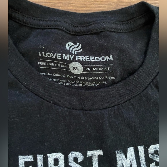 2 Pack XL T-Shirts Howitzer Patriot Olive Green Graphic AND Black Lion Freedom T - Picture 7 of 8